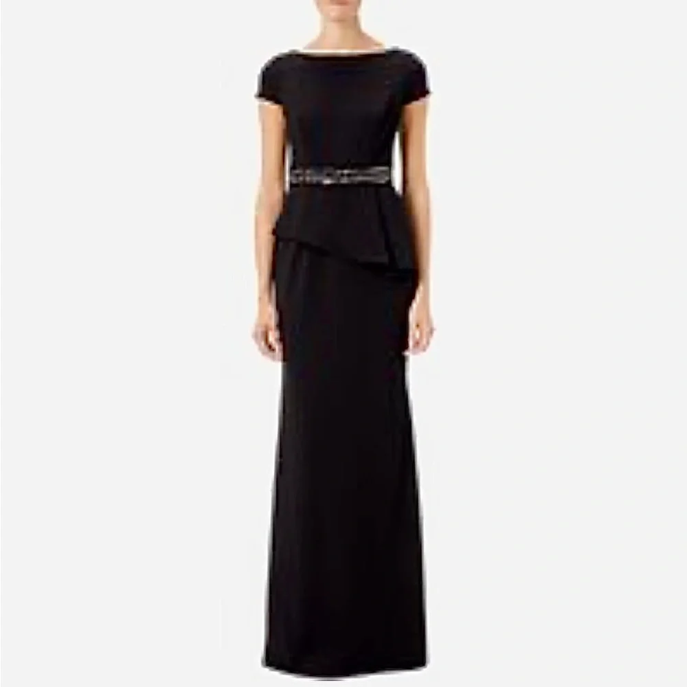 Adrianna Papell Full Length Cap Sleeve Black Gown with Rhinestone Belt, size 4